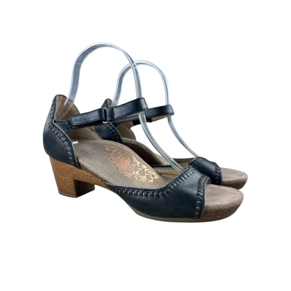 Women's Black T-Strap Low Block Heel Sandals